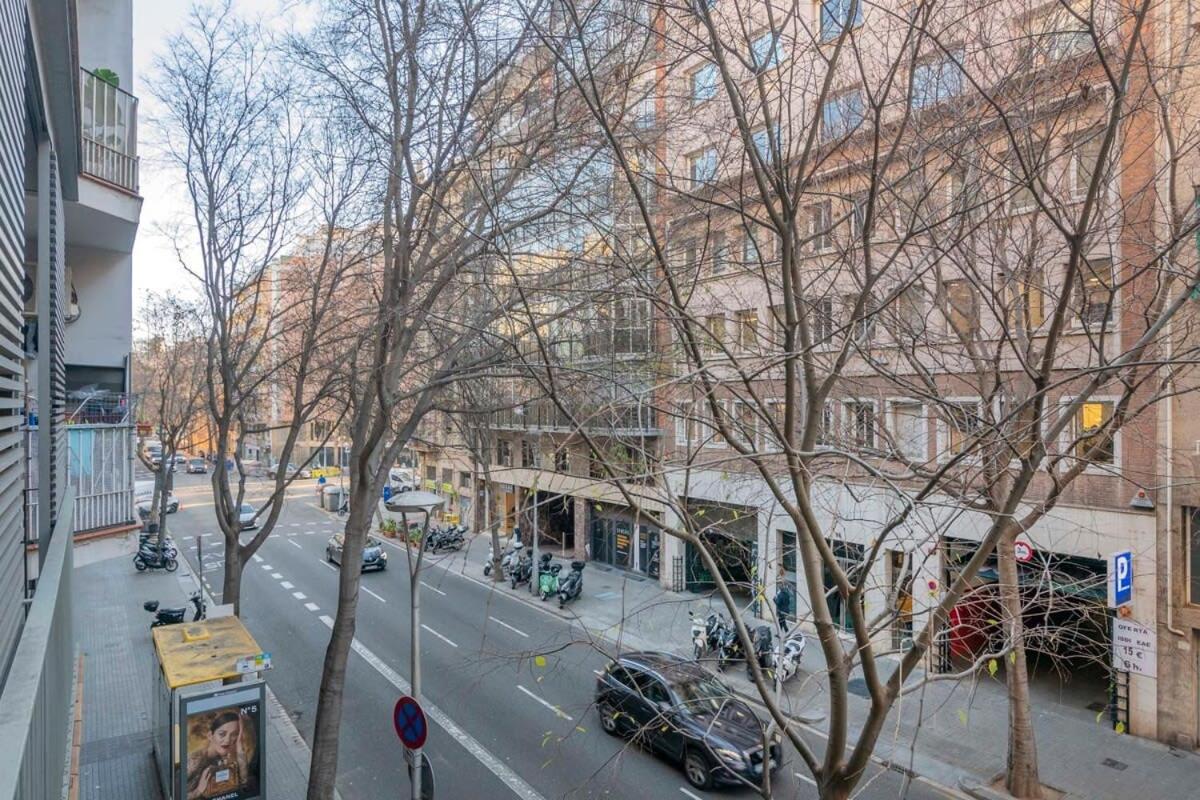 Modern&bright In Eixample 1-2 Apartment